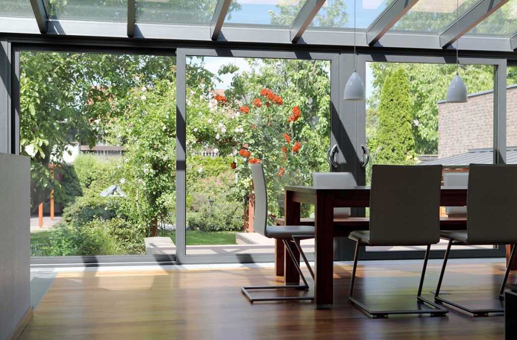 veranda type bow window