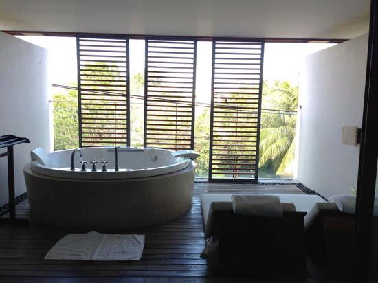 veranda hua hin jacuzzi