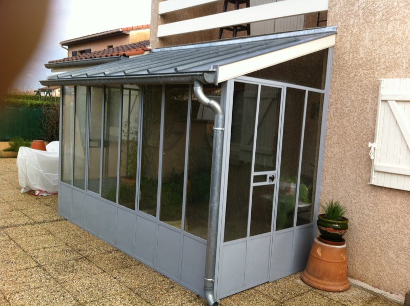 verriÃ¨re et veranda ancienne