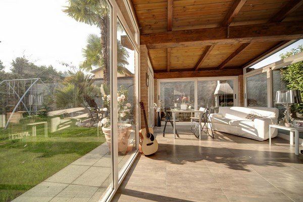 veranda area chelles