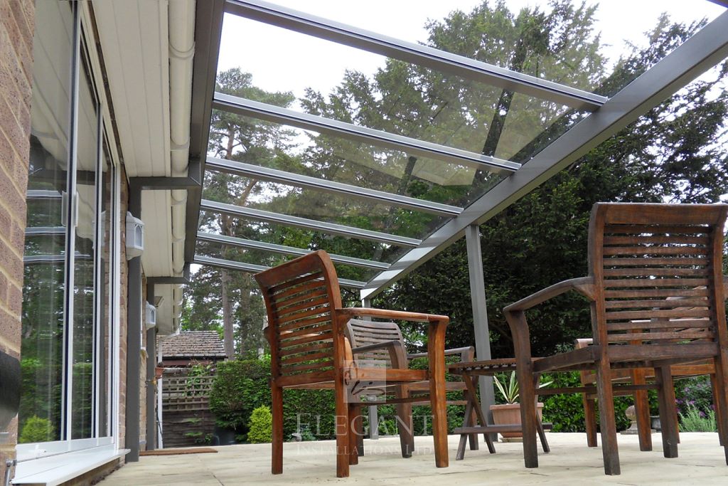 metal verandah supports