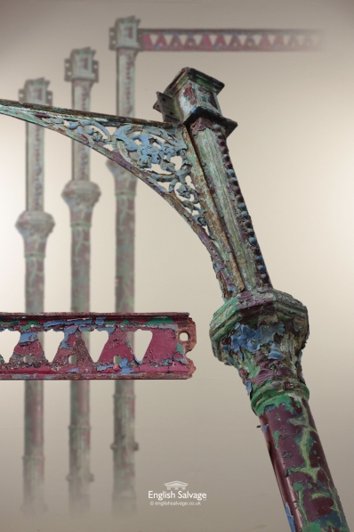 metal verandah supports