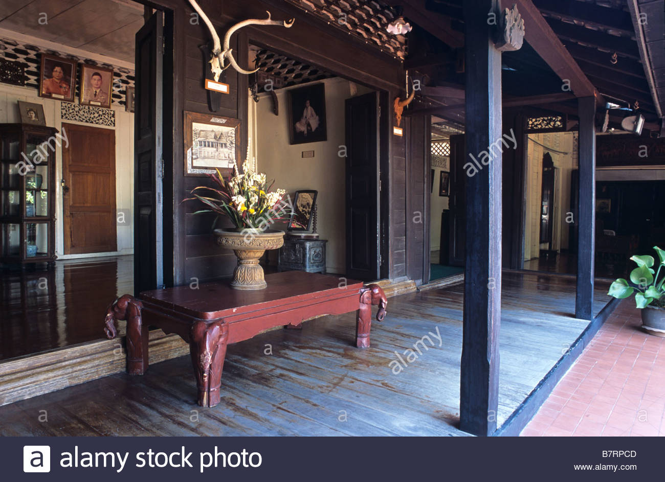 verandah pillars pics