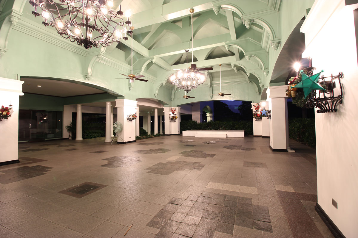 veranda clubhouse