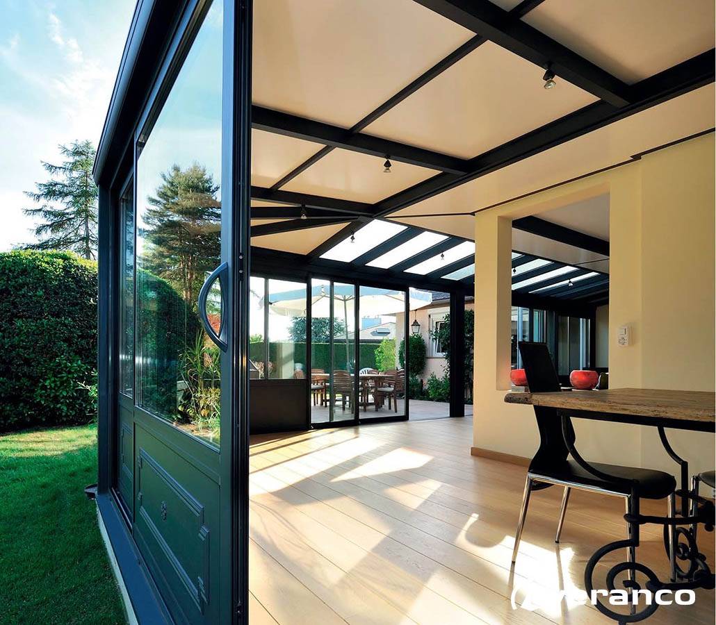 veranda en panneaux sandwich
