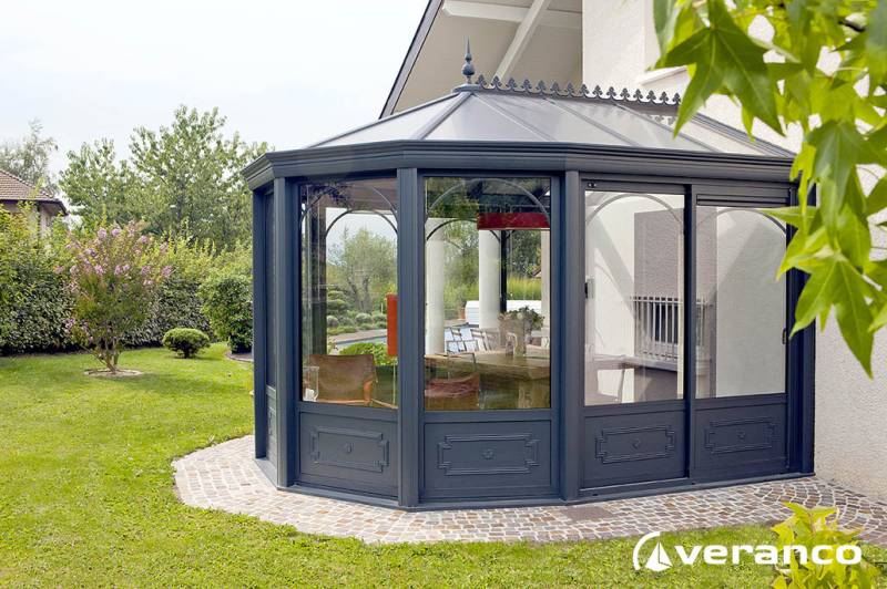 vÃ©randa en forme de kiosque