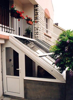 veranda alu sous balcon