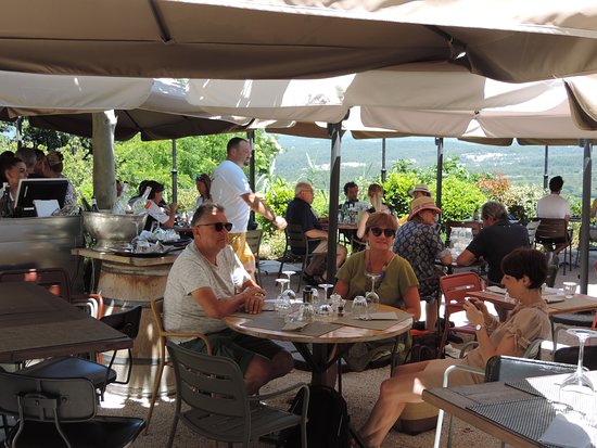 veranda restaurant menerbes france
