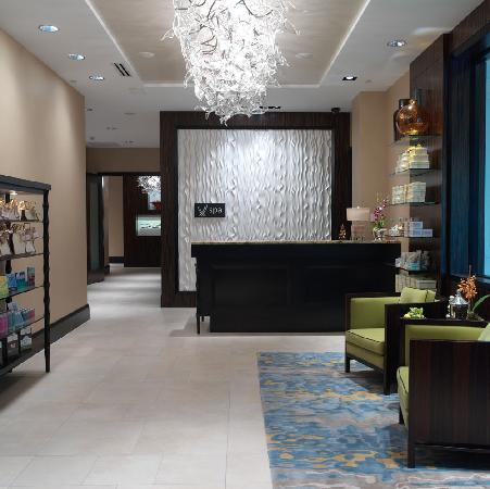 verandah club and spa