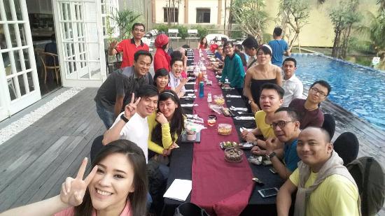 veranda hotel wyl's kitchen